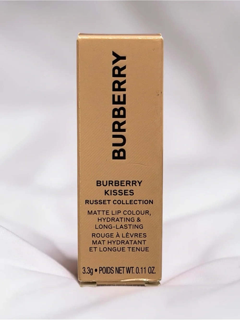 Burberry Satin Lipstick in Classic Red in 93 Matte Russet